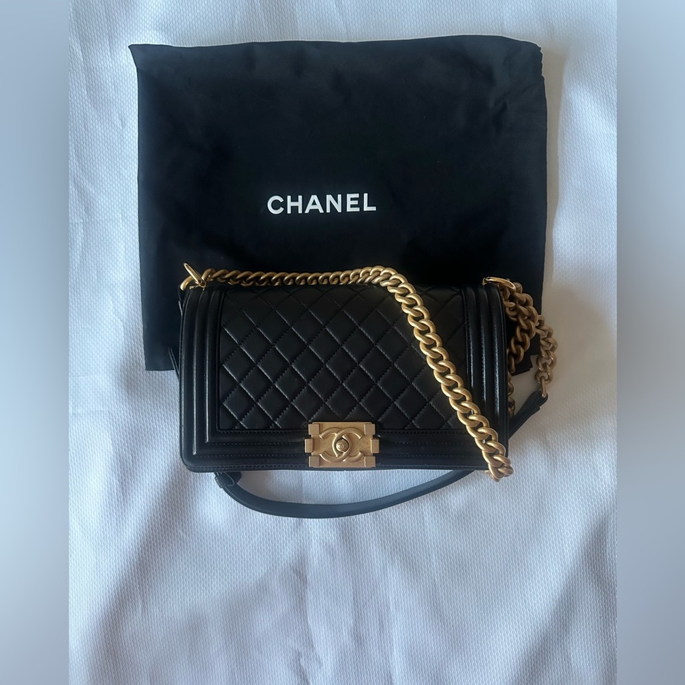 Chanel Boy Bag Black & Gold Medium